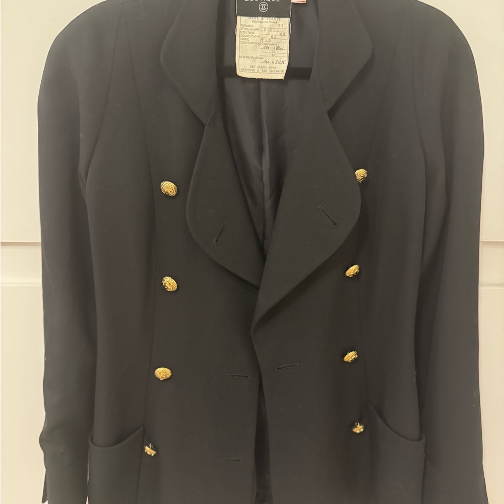 Vintage CHANEL Black Blazer